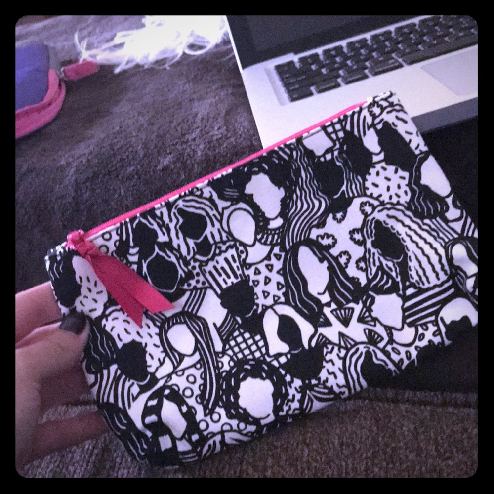 Makeup bag